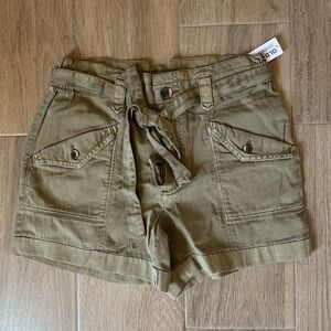 Old Navy Olive Cargo Shorts NWT